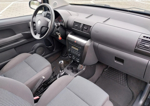 Volkswagen Fox cena 8800 przebieg: 218000, rok produkcji 2008 z Pobiedziska małe 667